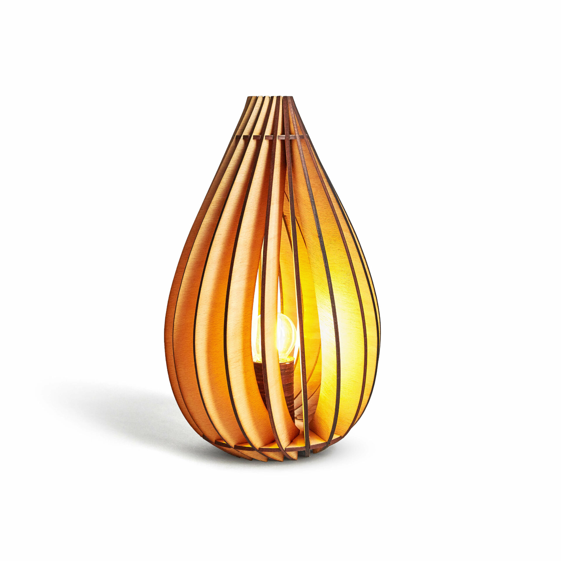 Freudenreich Interior Design | Tischlampe The Leaf von Kairoz