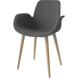 Freudenreich Interior Design | Stuhl Seed mit Armlehnen in dark grey gepolstert und Holzbeinen