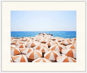 Freudenreich Interior Design | Digitaldruck Umbrellas on a beach