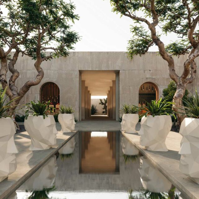 Freudenreich Interior Design | Planter Adan