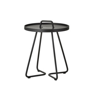 Freudenreich Interior Design | Beistellstisch On the Move black